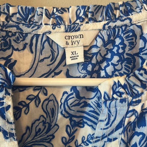 Crown & Ivy Women’s Flutter Sleeve Top, Blue and White, Size XL - Picture 2 of 5